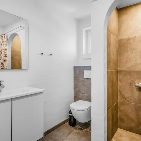 Holiday home Exclusive With Sauna Sj348 *